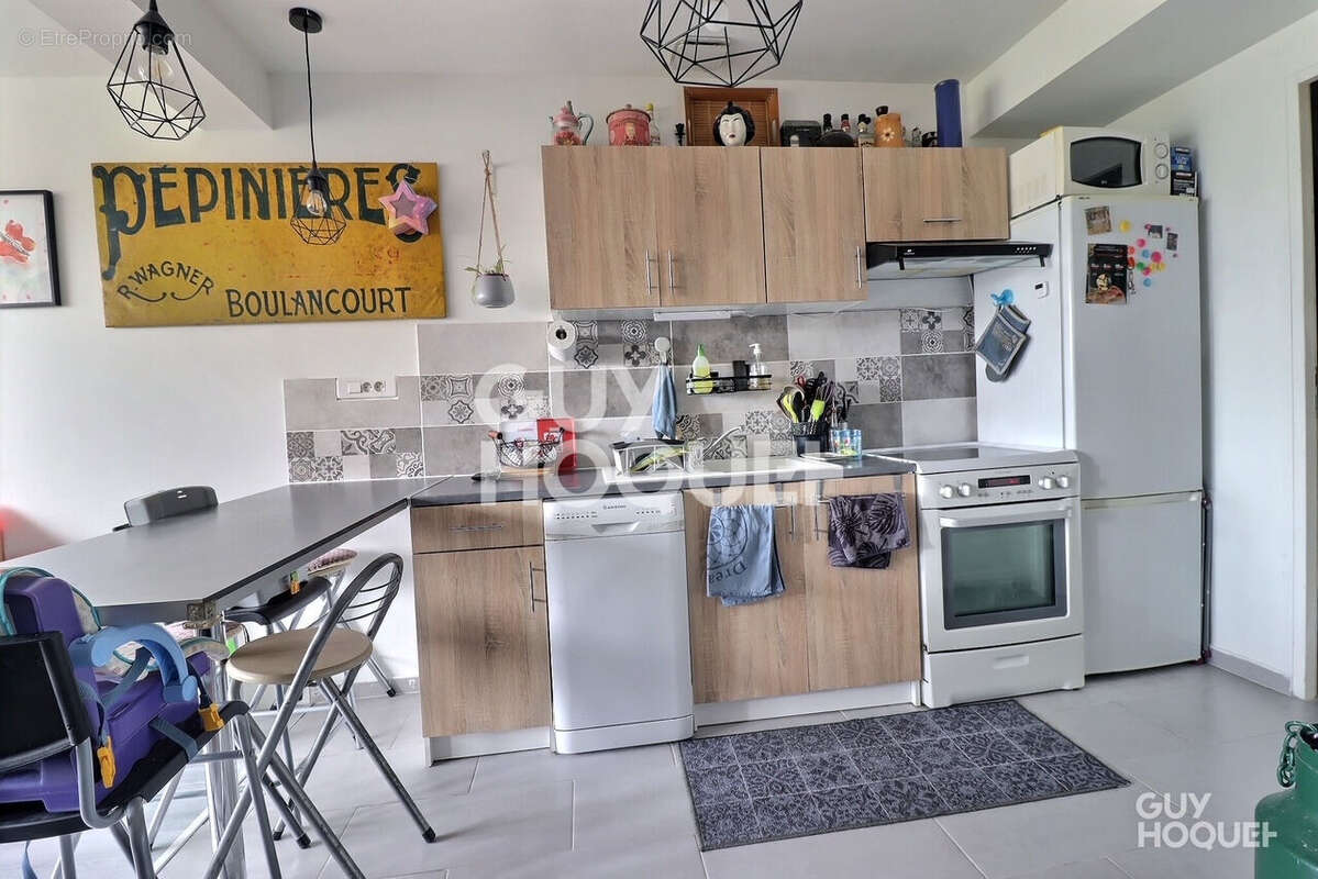 Appartement à SAINT-MICHEL-SUR-ORGE