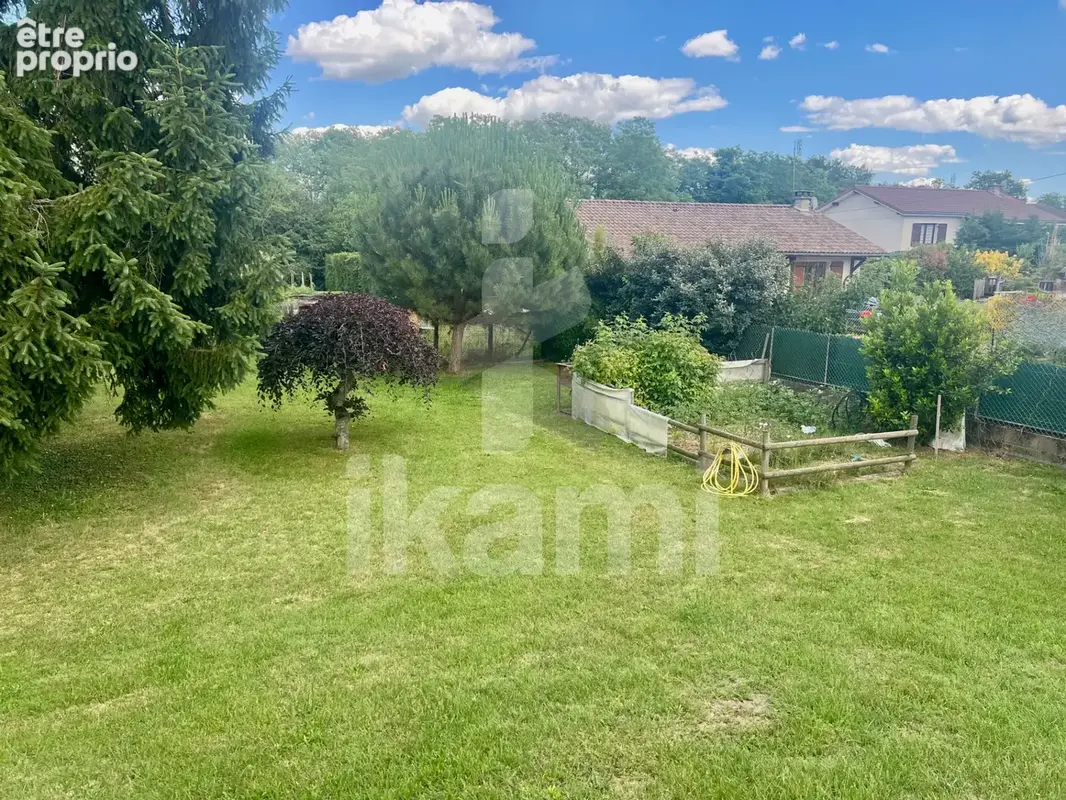 Maison de plain-pied avec 3 chambres sur un terrain de 3600m2 - photo 2