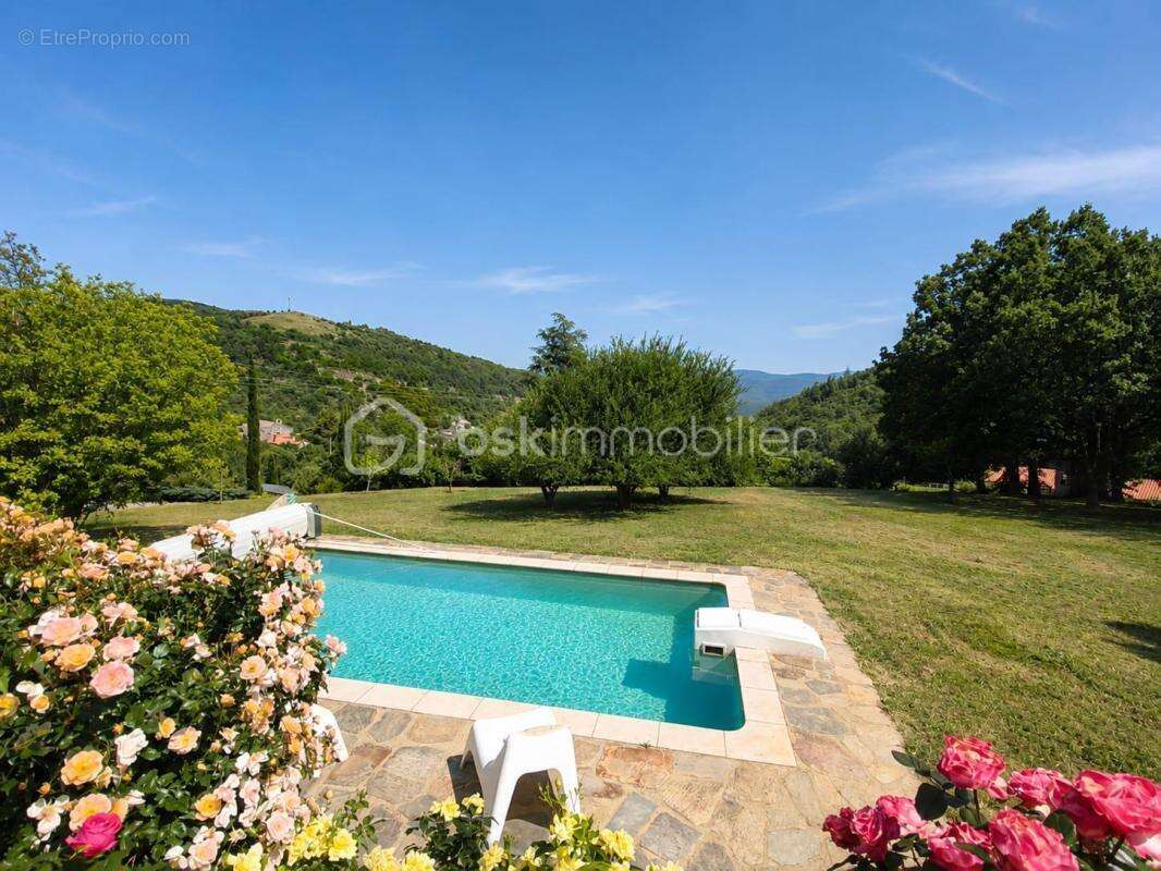 Villa d’architecte au cœur de la nature avec vue sur les montagnes - photo 5