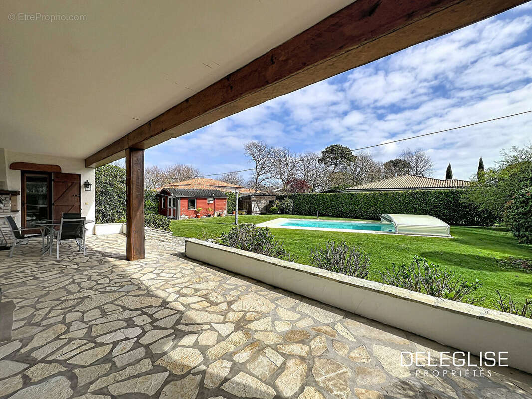 Maison à GUJAN-MESTRAS