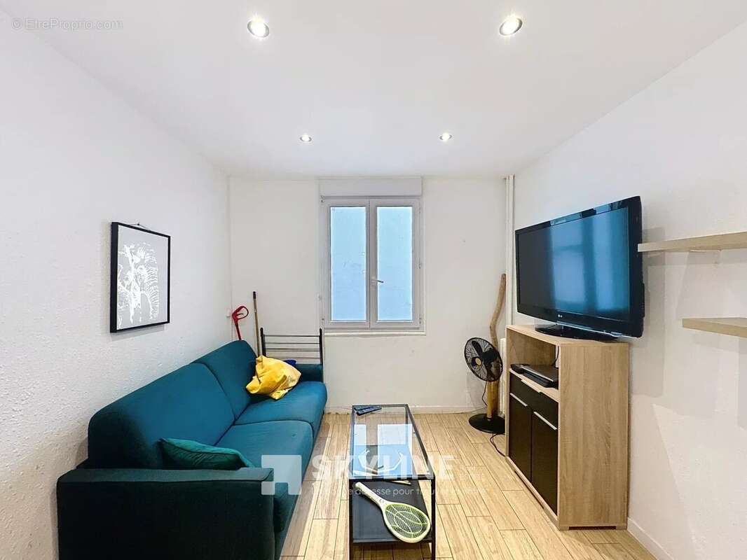 Appartement à MARSEILLE-7E