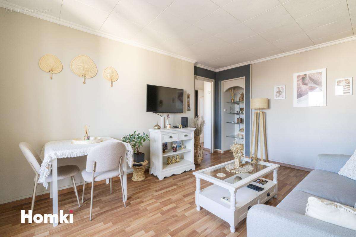Appartement à MARSEILLE-9E