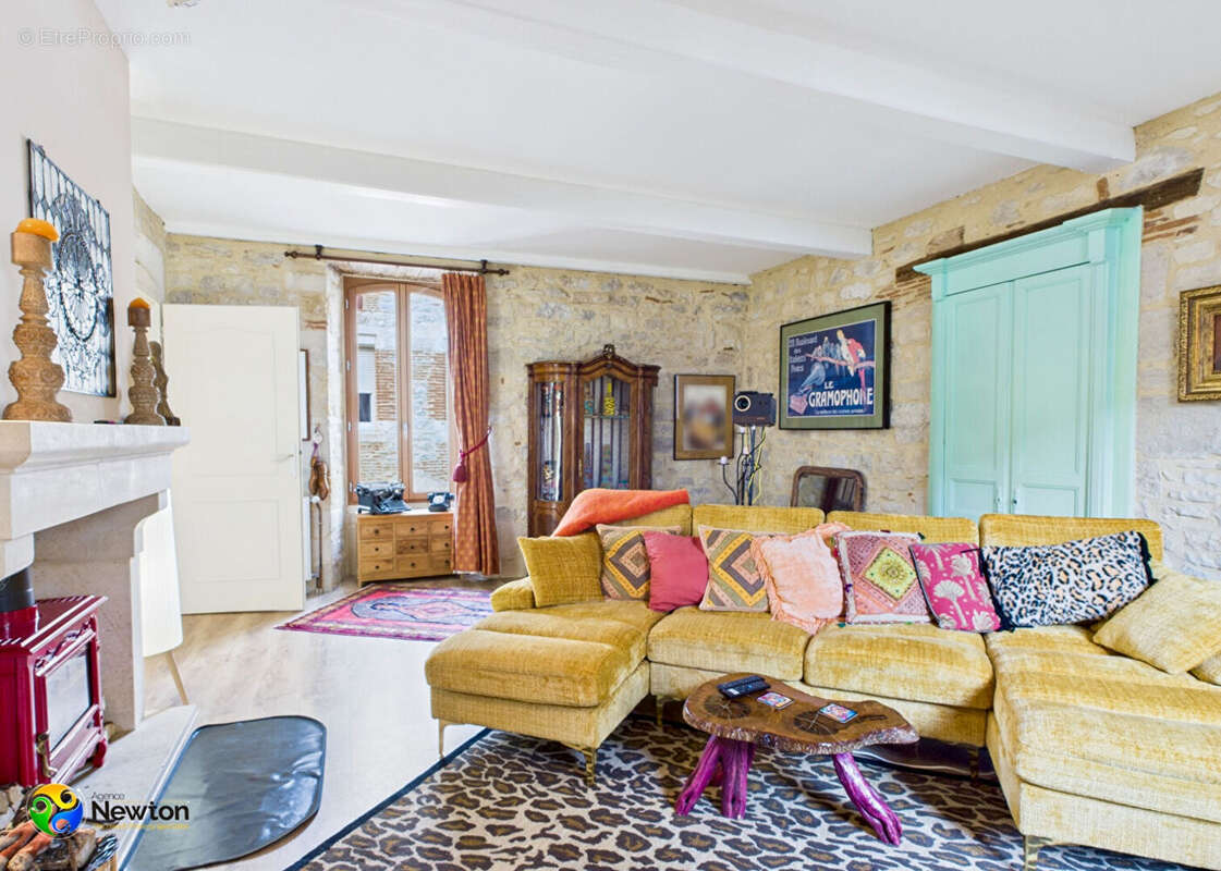 Maison à PRAYSSAC