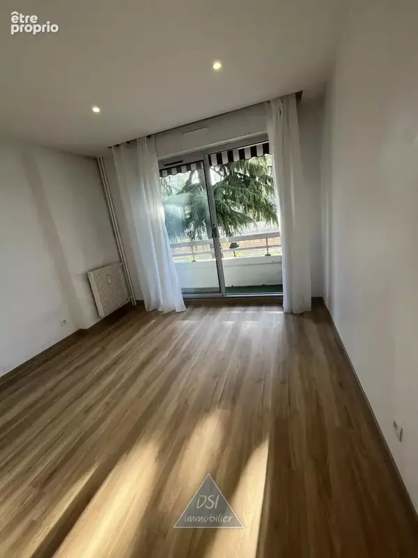 Villeurbanne – secteur zola / gratte-ciel – à visiter sans tarder – superbe t4 traversant de 82 m² – 3 chambres – terrasse/balco - photo 6