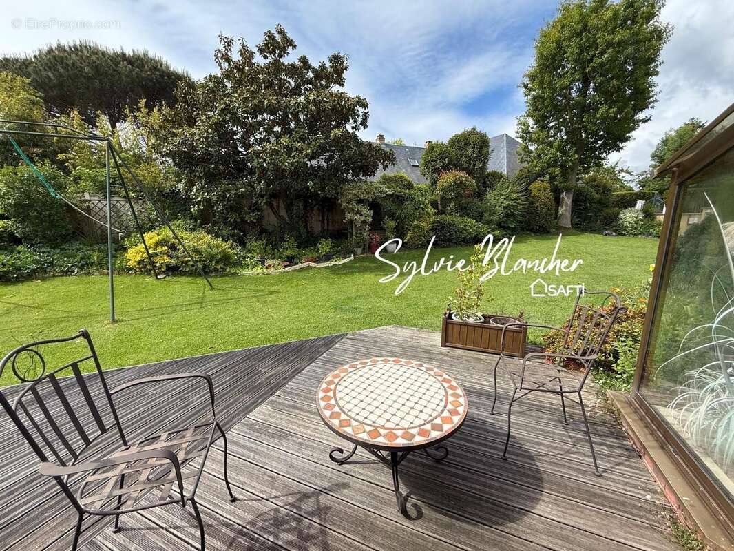 Maison 175 m² à Fontaine-Etoupefour  - photo 8