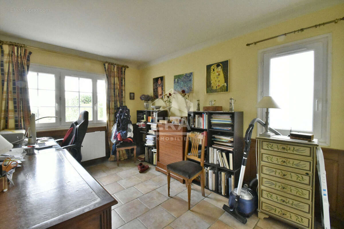Maison à VILLIERS-SAINT-FREDERIC