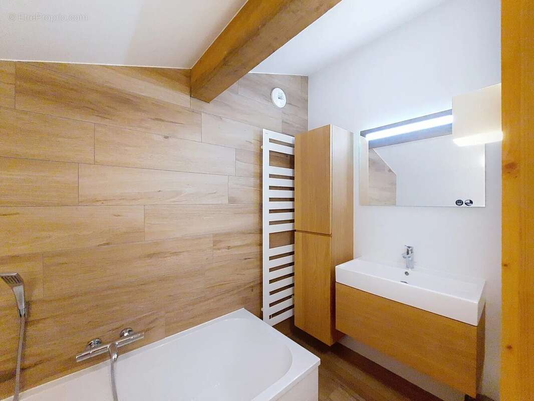 Appartement à CHATEL