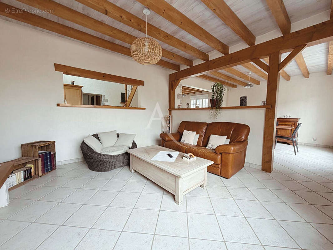 Maison à MITRY-MORY