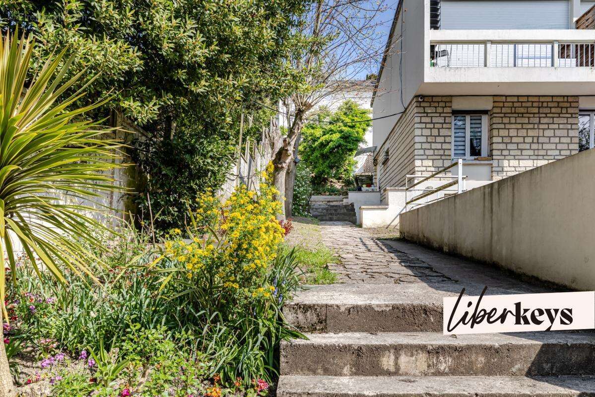 Appartement à CHAMPIGNY-SUR-MARNE