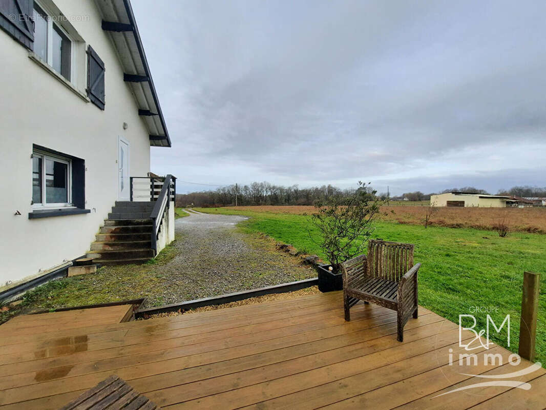 Maison à SAINT-JEAN-DE-MARSACQ