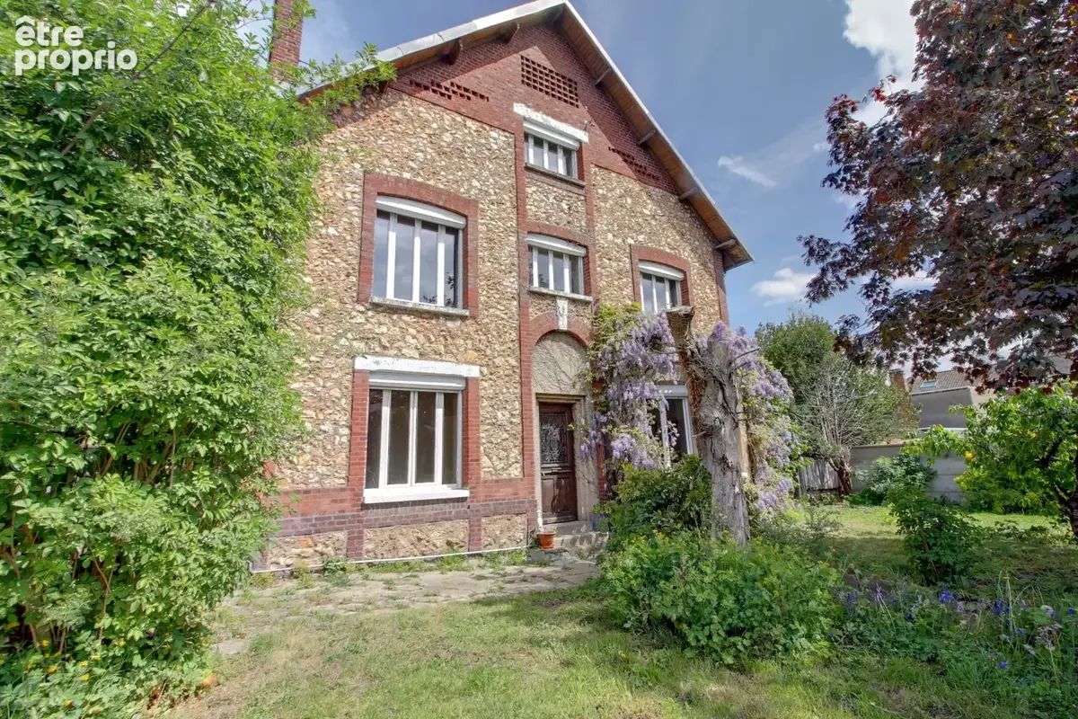 Maison 8 pièces 158 m² à vendre à Oissel (76350) - photo 1