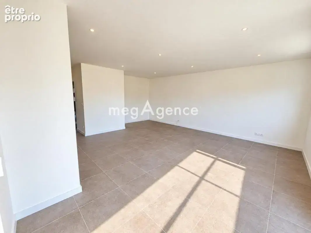 Maison neuve de 120 m² avec garage - photo 4