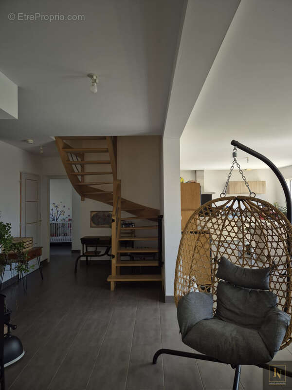 MAISON FAMILIALE 144M2 Recente 6 chambres sur PORNIC (44210) Pays de Retz - photo 8