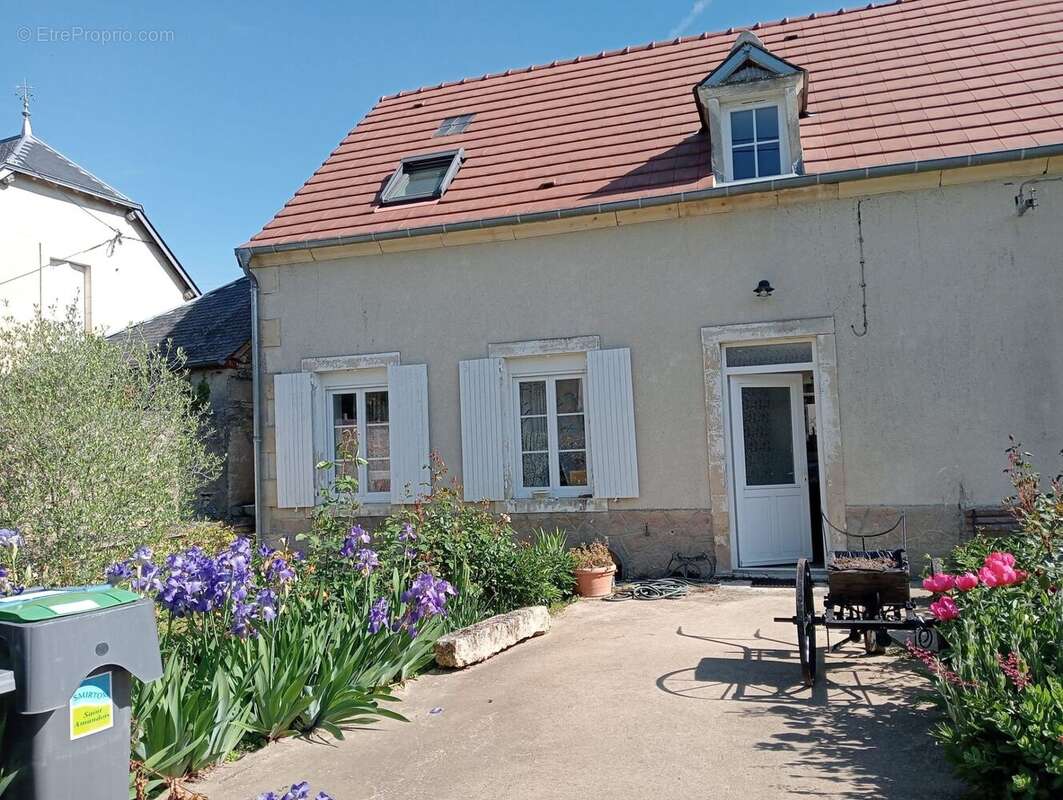 Maison à OUROUER-LES-BOURDELINS