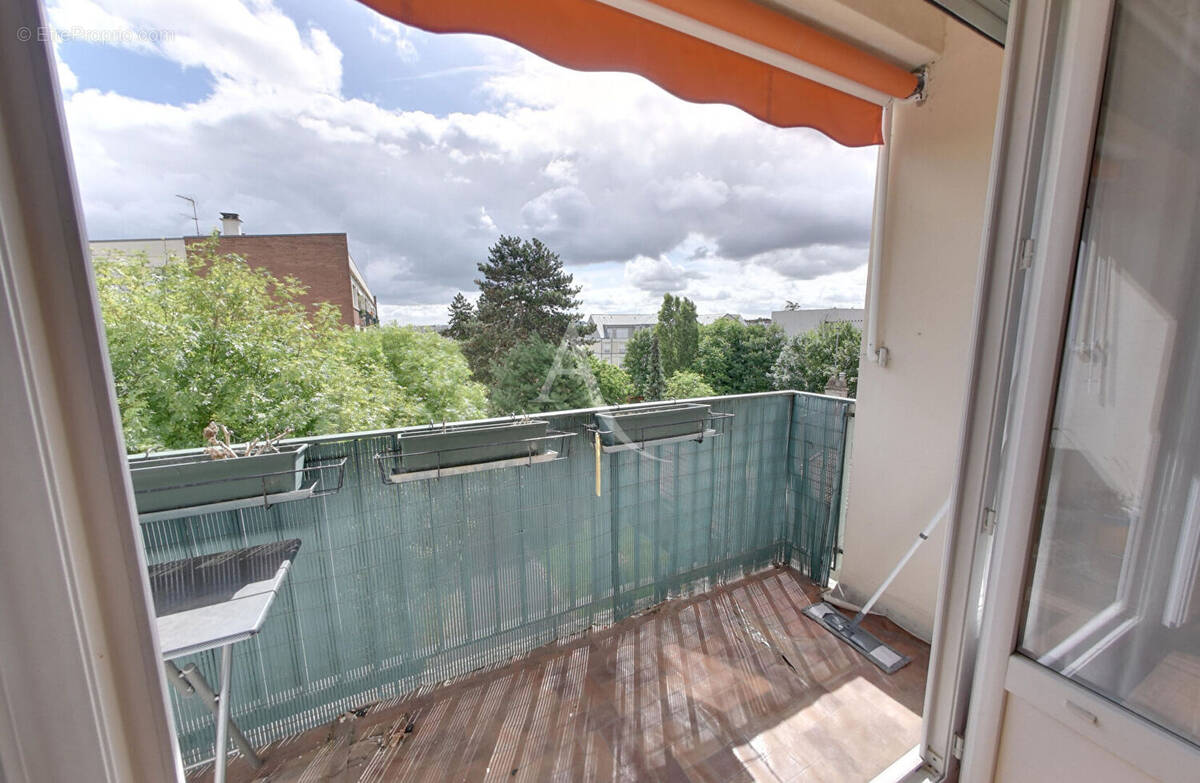 Appartement à LE PERREUX-SUR-MARNE