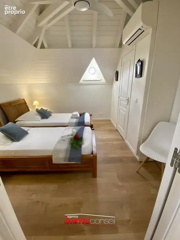 Saint-françois   villa de charme avec piscine, jacuzzi et excellente rentabilite locative - photo 19