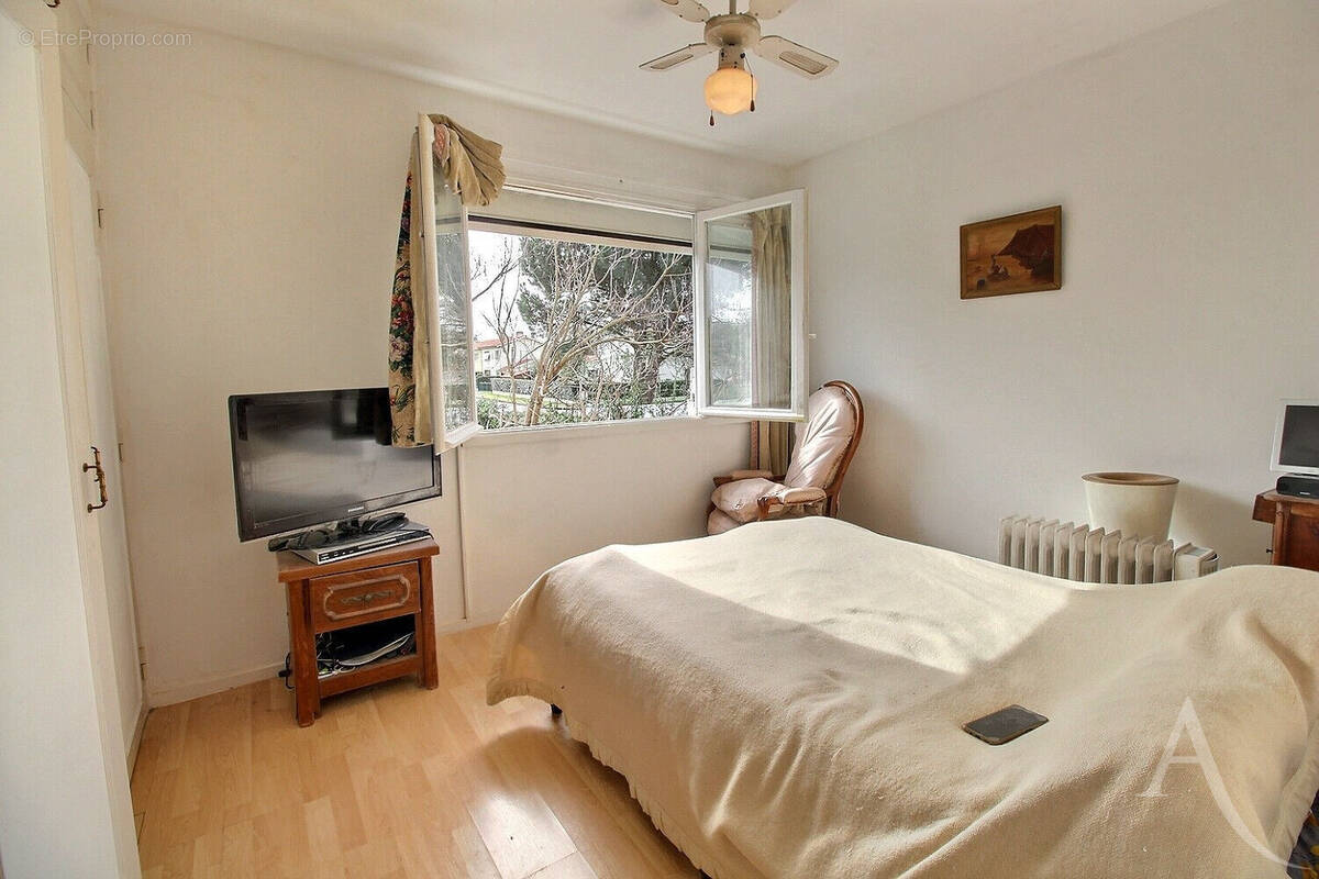 Maison à VILLENAVE-D'ORNON