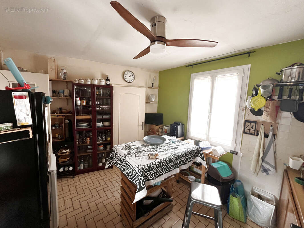Appartement à MAUGUIO