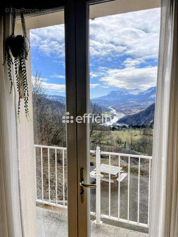 Maison à ASPRES-LES-CORPS