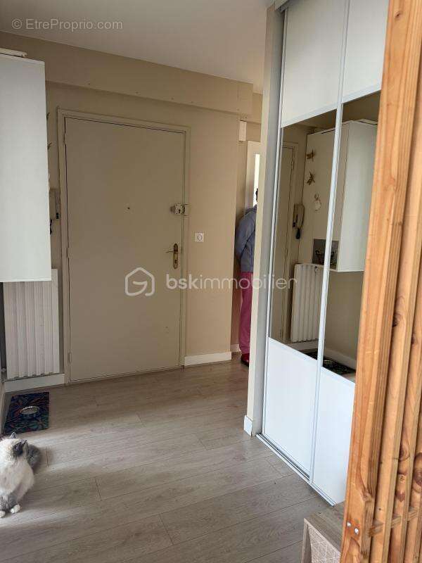À VENDRE – Périgueux – Résidence au calme le long de la Voie Verte Appartement T4 de 78 m² – Terrasse + Garage – Proximité centr - photo 3