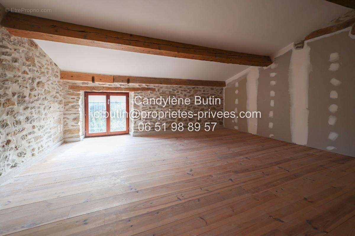 Maison à LA LIVINIERE