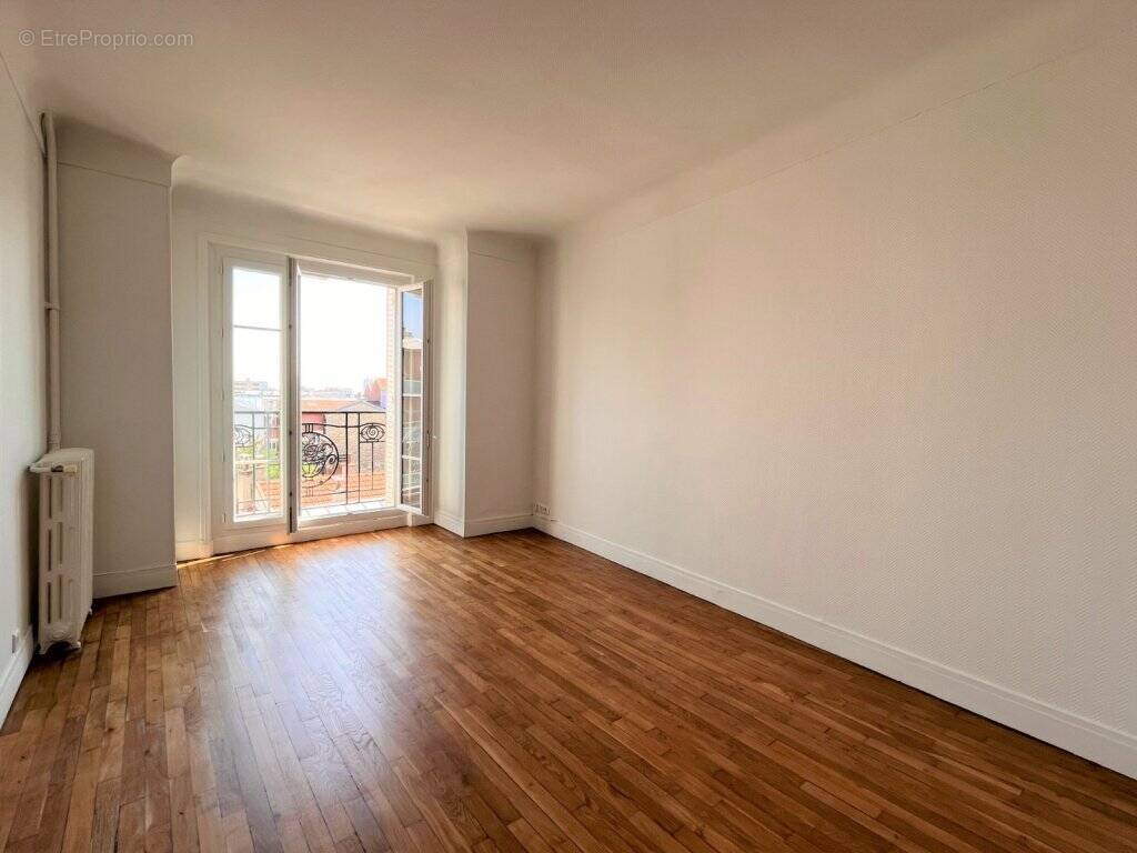 Appartement à ASNIERES-SUR-SEINE