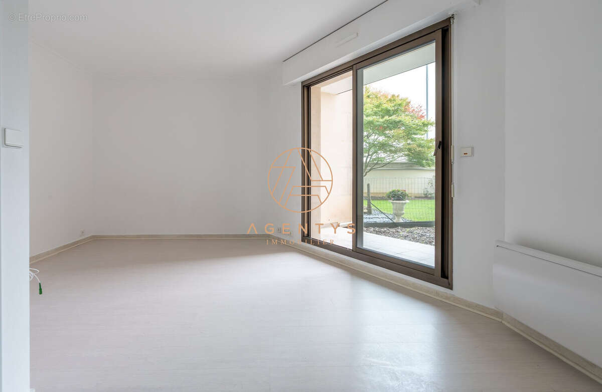 Appartement à LE PERREUX-SUR-MARNE