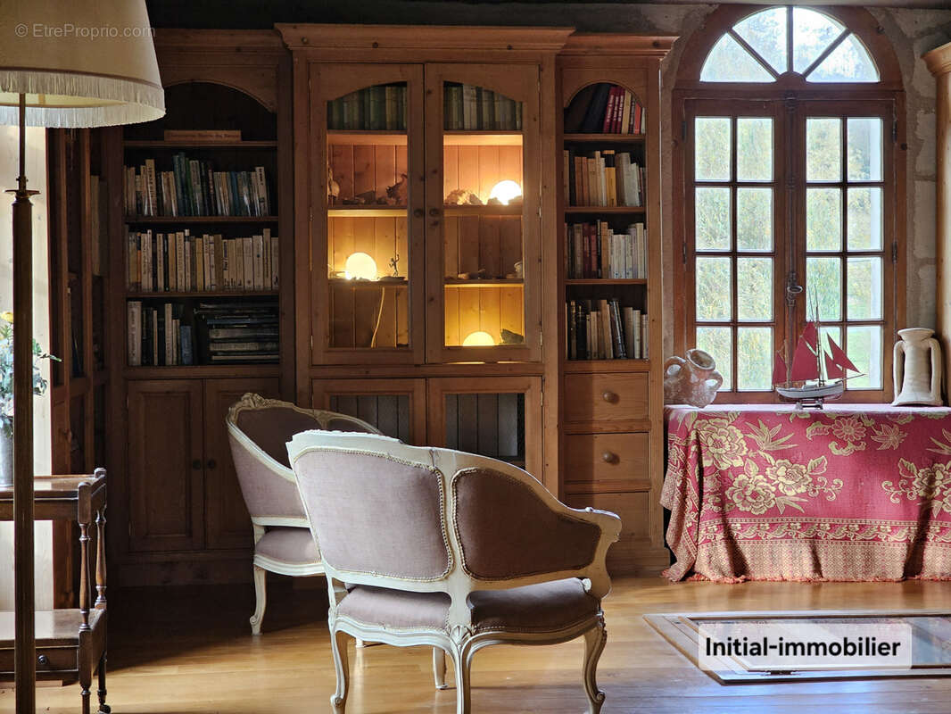 Maison à NEUILLE-PONT-PIERRE