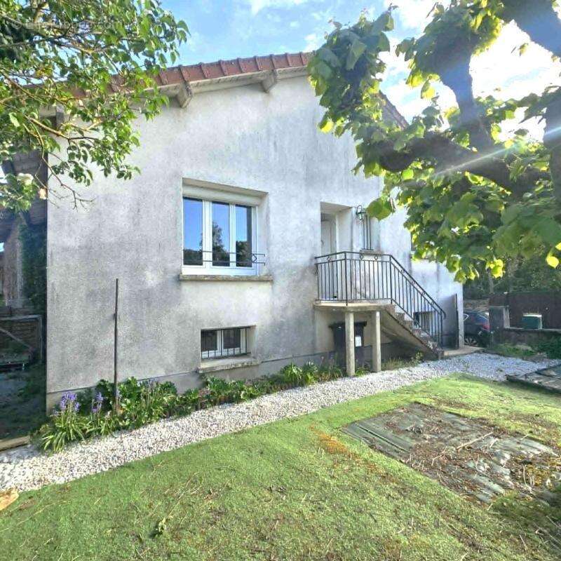 Maison à BOSMIE-L'AIGUILLE