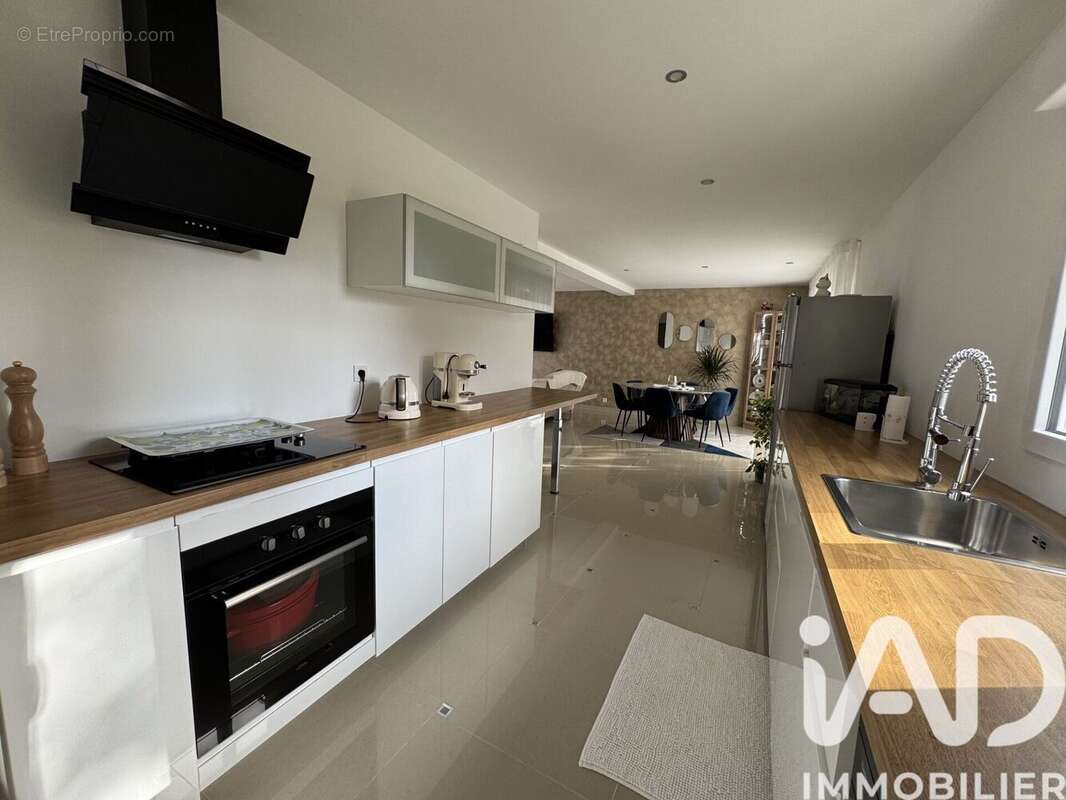 Photo 8 - Maison à CHINON