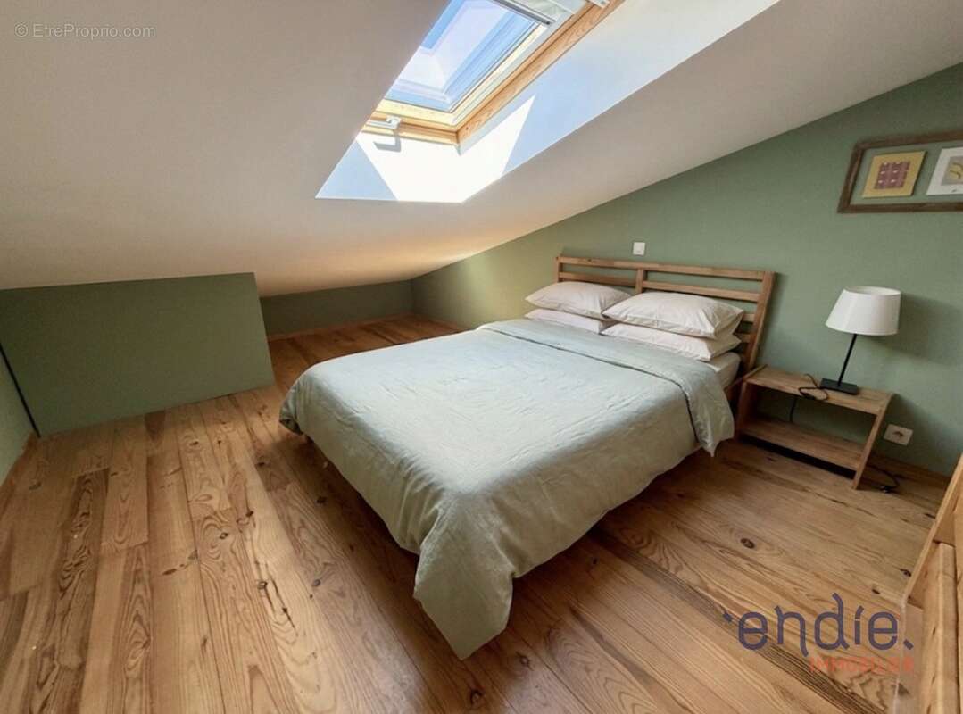 Appartement à SILLANS-LA-CASCADE