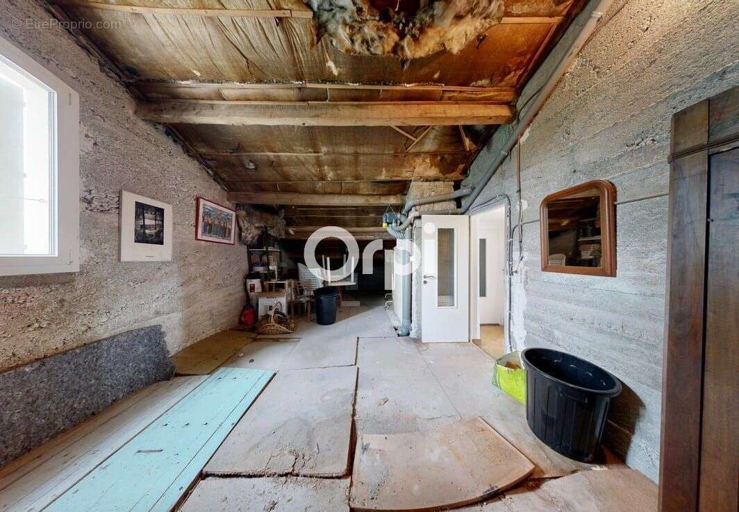 Grande villa familiale avec piscine, dépendance et potentiel locatif - photo 22