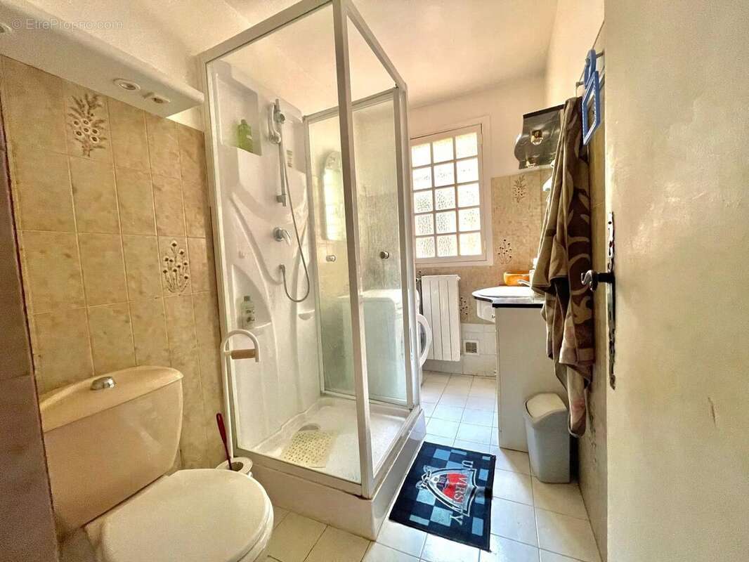 Maison à LA GAUDE