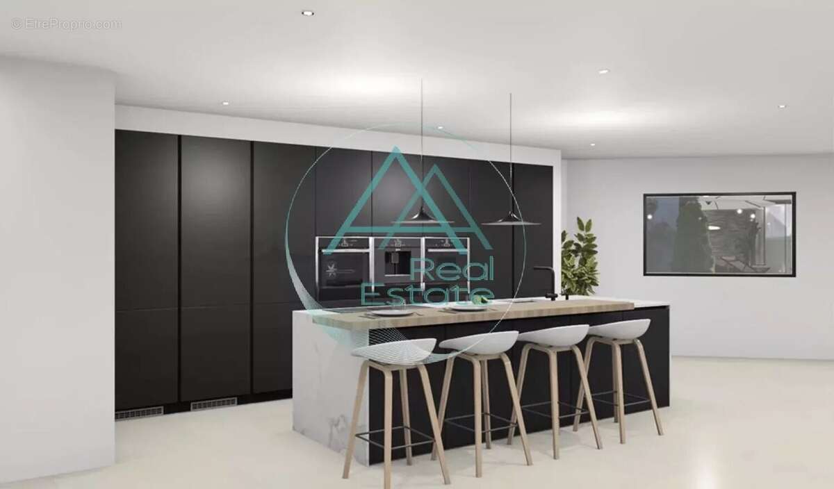 Terrain à LES ISSAMBRES