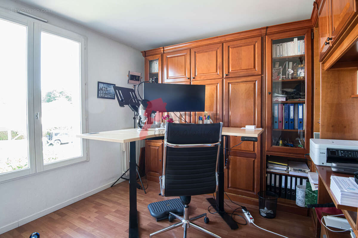 Maison à COURCOURONNES