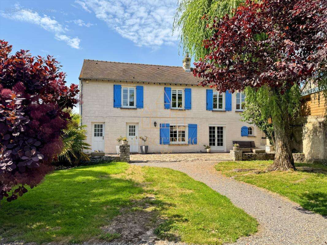 Maison à BREUILPONT
