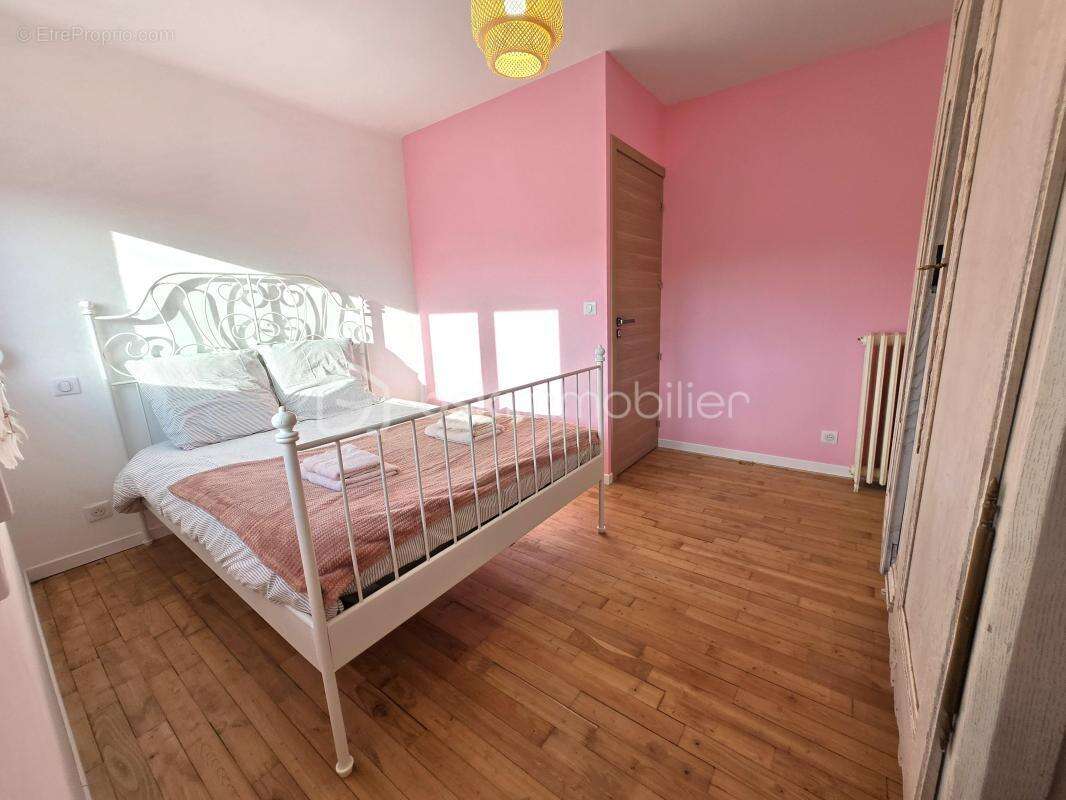 Maison à PLOUER-SUR-RANCE