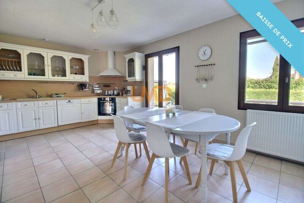 Maison plain-pied 177 m², 5 chambres, DPE B - photo 2