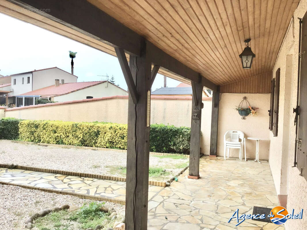 Maison à VILLENEUVE-DE-LA-RAHO