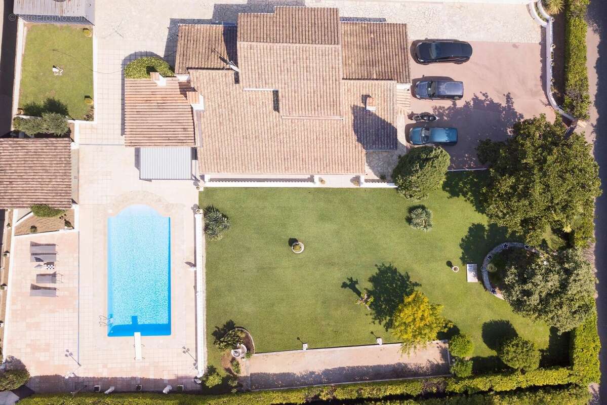 Maison 150 m² à Mougins  - photo 3