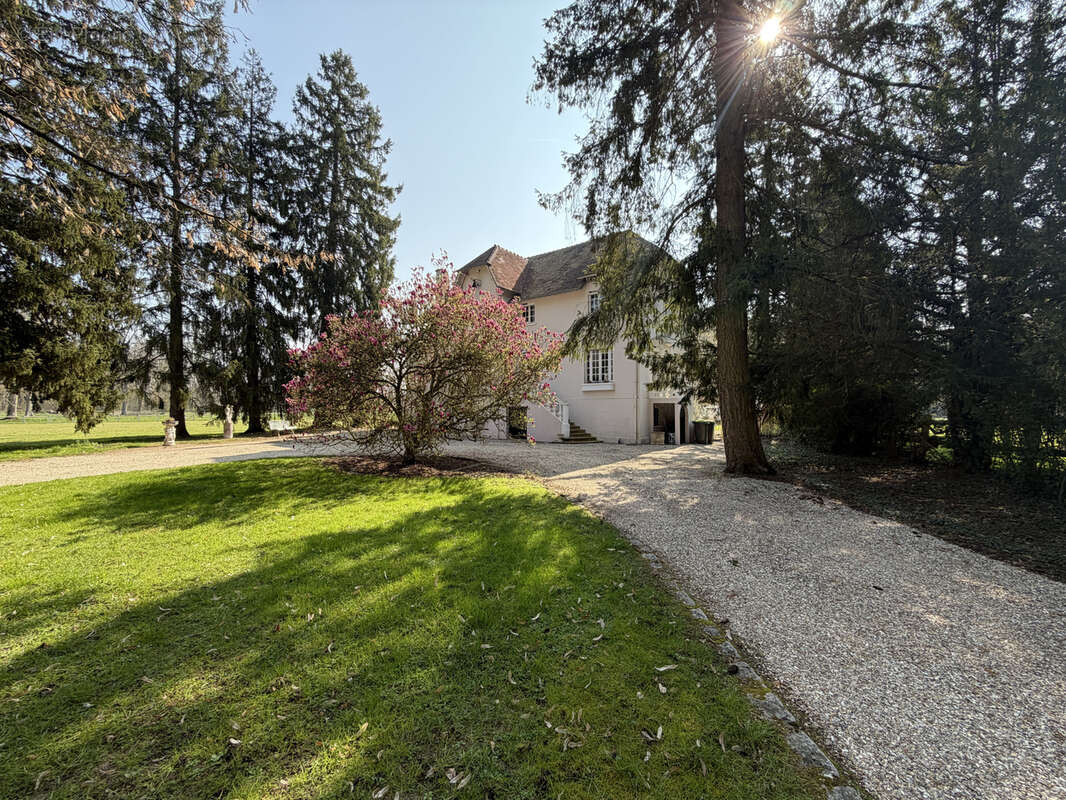 Maison à ANET