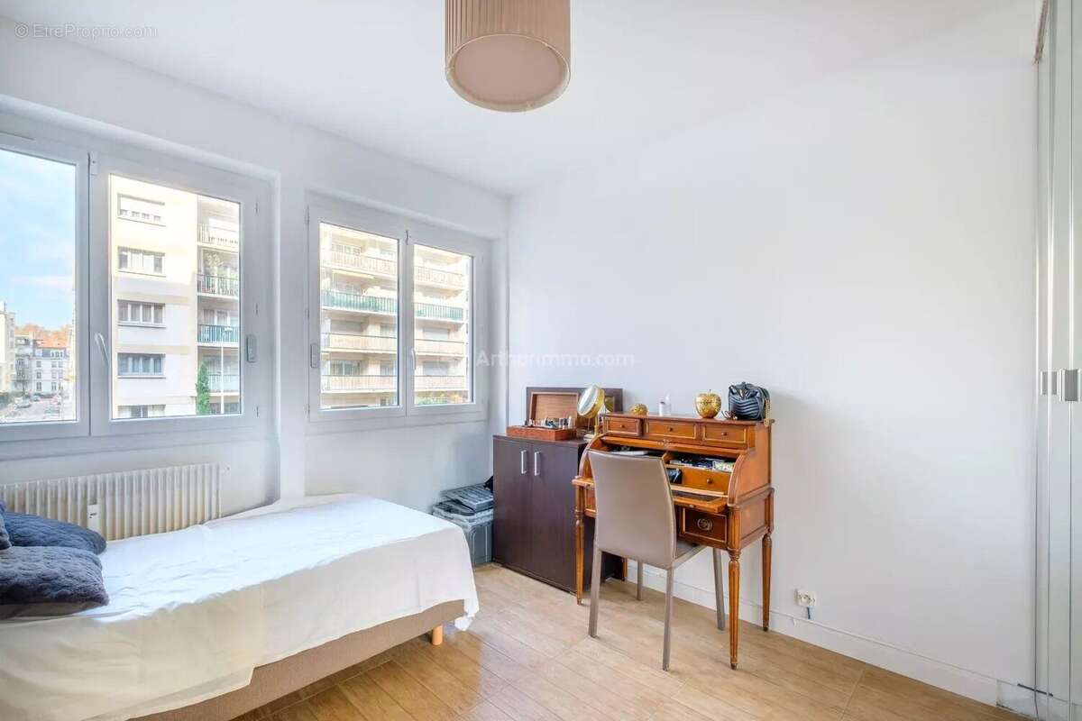 Appartement à LYON-6E