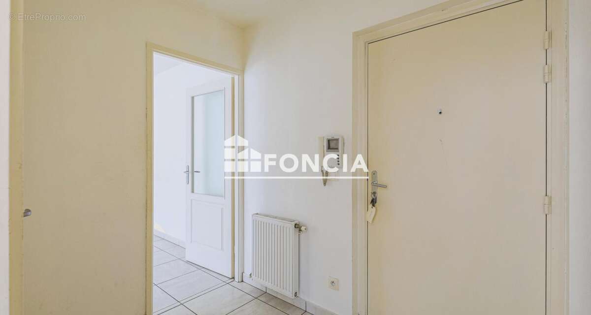 Appartement à GIERES