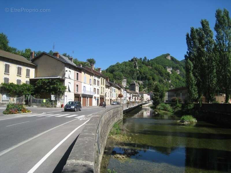 Appartement à SAINT-RAMBERT-EN-BUGEY