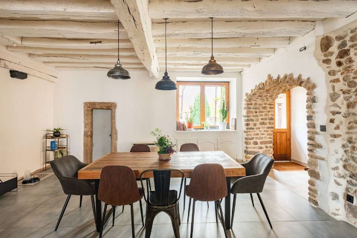 Autre à BEAUNE