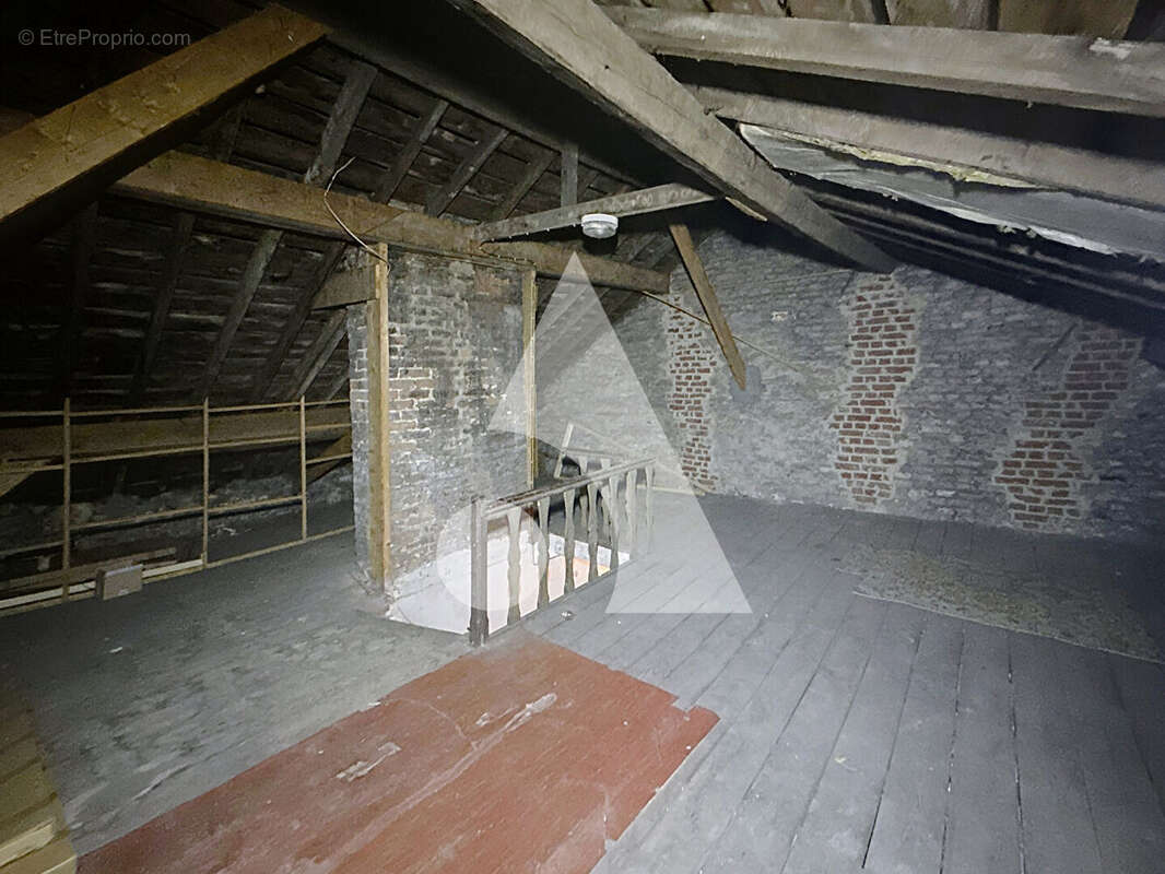 Maison à VIEUX-CONDE