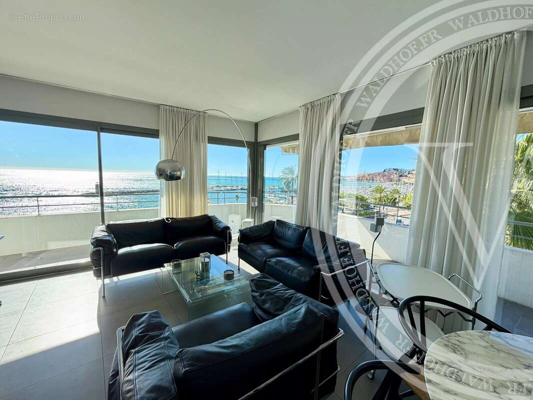 Appartement à MENTON