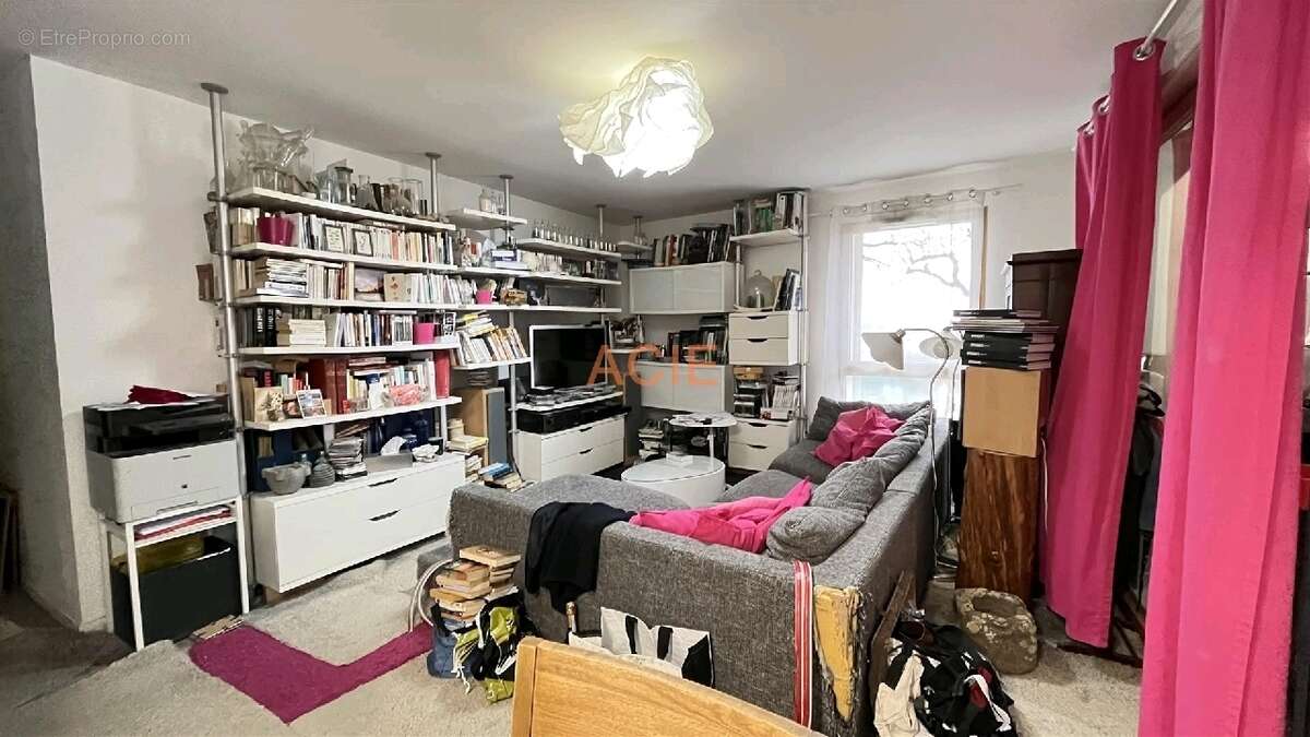 Appartement à LOUVRES