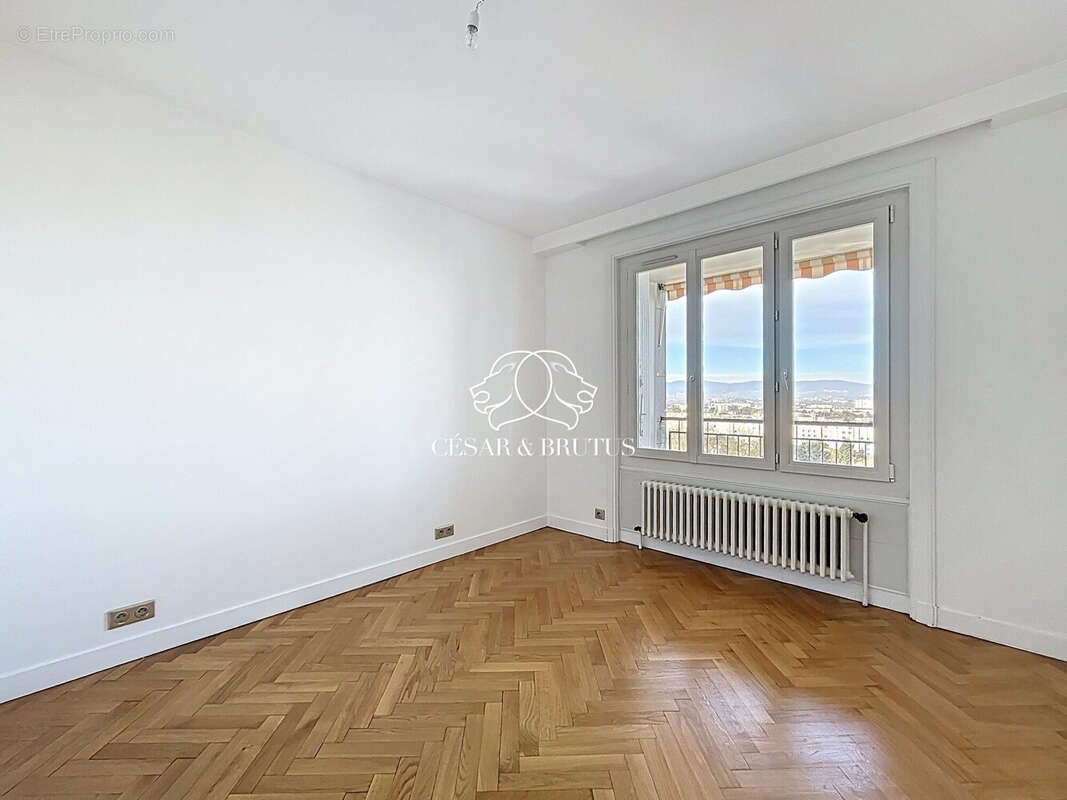 Appartement à LYON-5E
