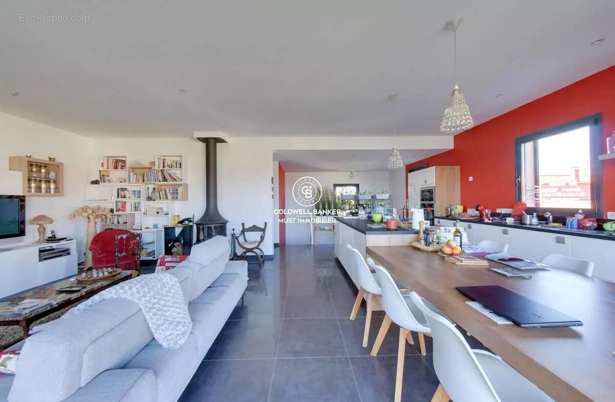 Maison à SAINT-CYPRIEN